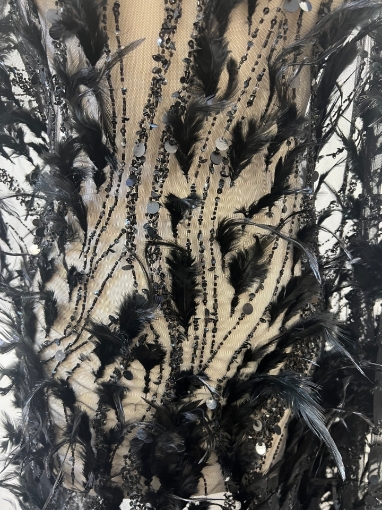 Picture of Linear feather pattern embroidery