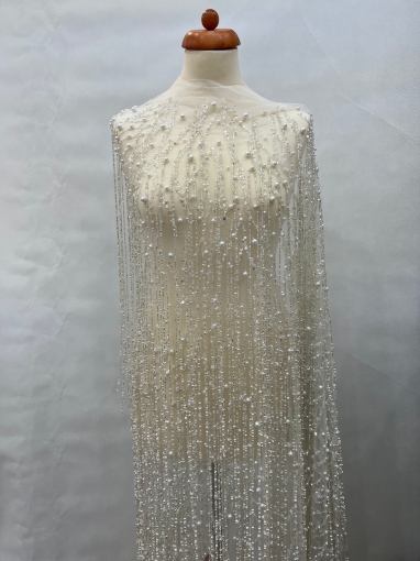 Picture of Long fringe embroidery with pearls