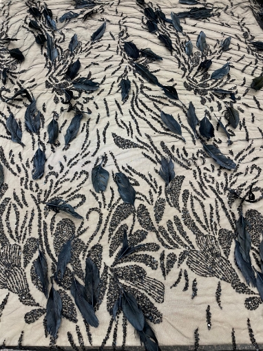 Picture of Large feather embroidery
