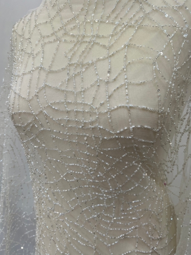 Picture of Minimalist embroidered design, silver/white