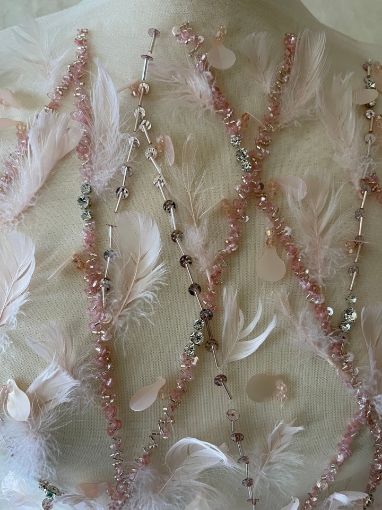 Picture of Luxury embroidery with feathers and crystals
