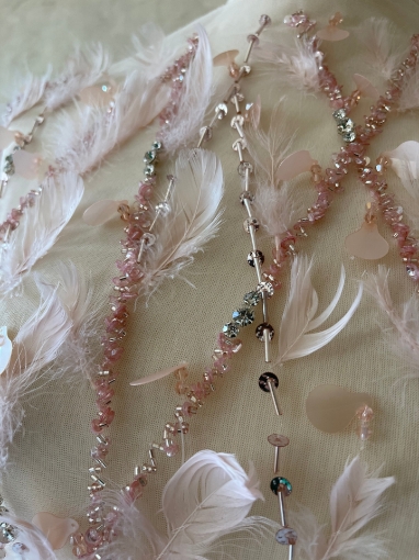 Picture of Luxury embroidery with feathers and crystals