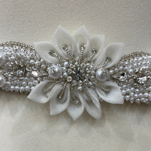 Picture of Decorative band with accessories
