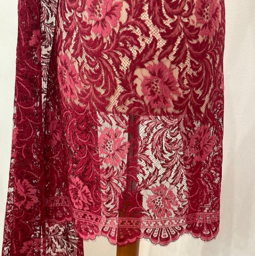 Picture of Red/Fuchsia Solstiss Lace