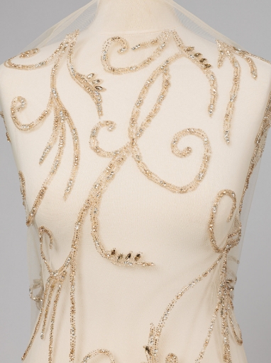 Picture of "Embroidery with a cut-out pattern"