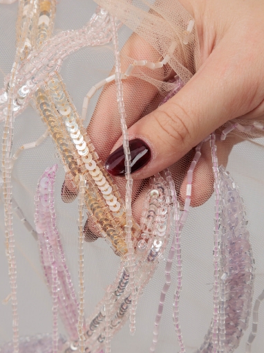 Picture of Multicolored embroidery with fringes