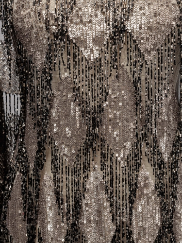 Picture of Fringe embroidery in shades of bronze/black/gray