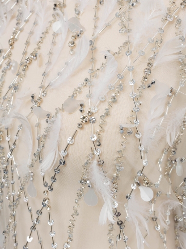 Picture of Luxury embroidery with feathers and crystals