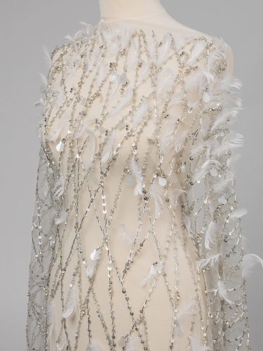 Picture of Luxury embroidery with feathers and crystals