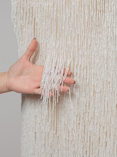 Picture of Three-colored fringed embroidery
