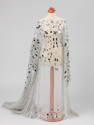 Picture of "Embroidery with pearls and mirror pieces"