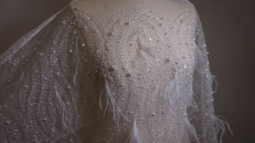 Picture of Lace with pearls and feathers Marry Me