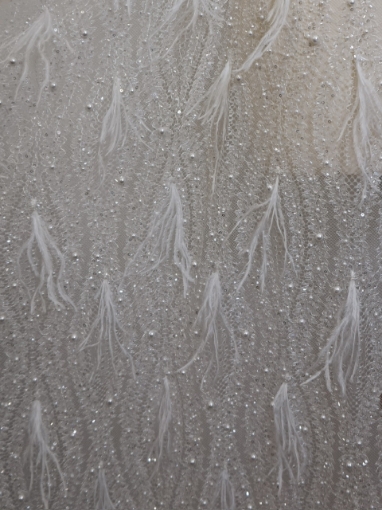 Picture of Lace with pearls and feathers Marry Me