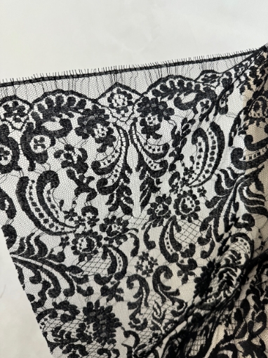 Picture of "Solstiss Lace with Baroque Pattern NOIR"