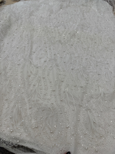 Picture of Lace with pearls and feathers Marry Me