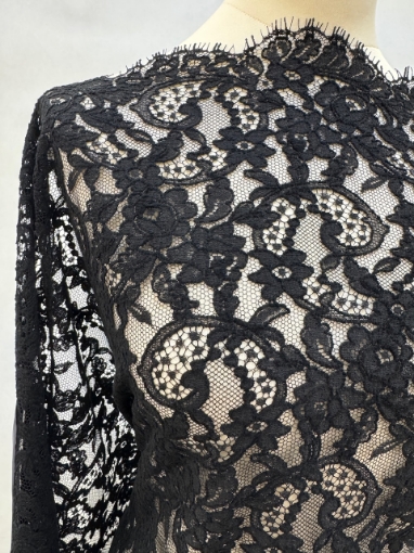 Picture of Solstiss Lace BLACK made from organic cotton