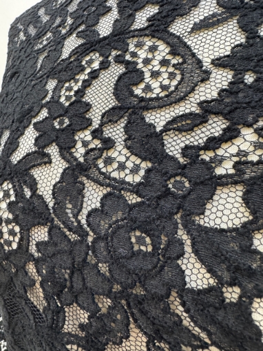 Picture of Solstiss Lace BLACK made from organic cotton