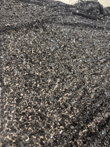 Picture of Broderie cu margele, paiete si perle Black