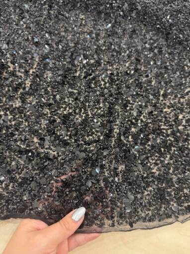 Picture of Broderie cu margele, paiete si perle Black