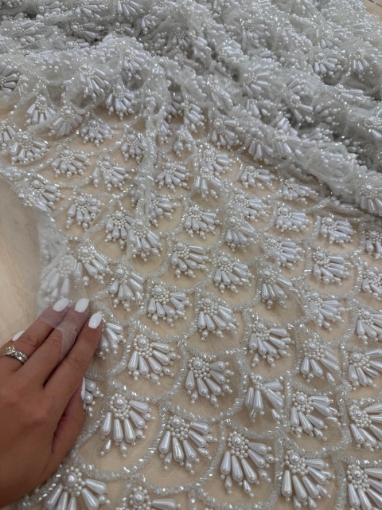 Picture of Imperial Splendor Broderie cu perle si margele - white