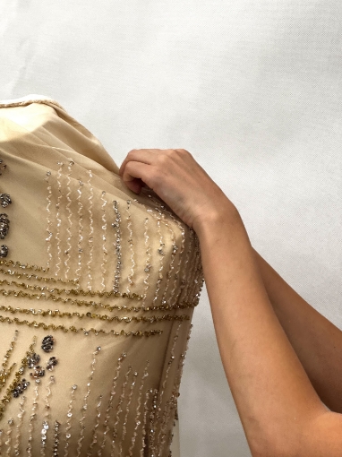 Picture of Golden-toned embroidery Fall for me
