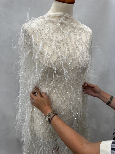 Picture of Embroidery with pearls and feathers