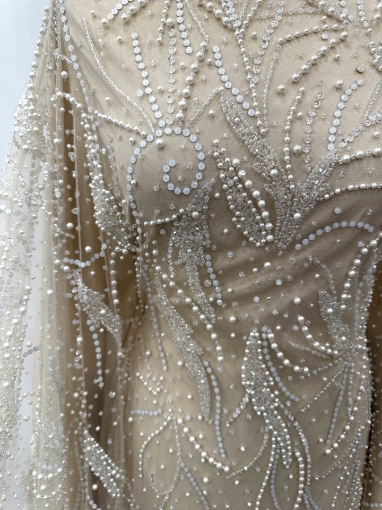 Picture of White/ivory pearl embroidery