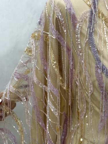 Picture of Multicolored embroidery with fringes
